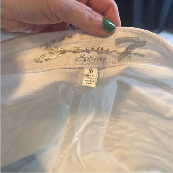 Seven7 Jeans Sunset Bermuda Shorts White Size 10 - Picture 5 of 7